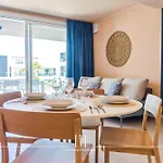 Oasisole Con Terrazza E Piscina