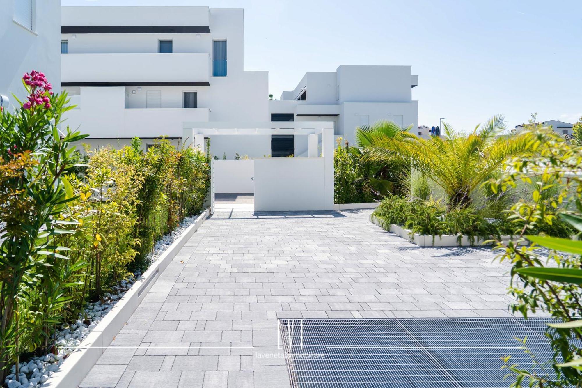 Oasisole Con Terrazza E Piscina Appartamento Lido di Jesolo